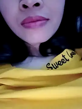 Snapshot of Hana_love20 chatting on 02/19/25, 06:11 Hana love20 online show from 02/19/25, 06:11