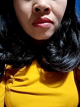 Snapshot of Hana_love20 chatting on 02/20/25, 05:33 Hana love20 online show from 02/20/25, 05:33