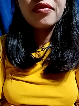 Snapshot of Hana_love20 chatting on 02/21/25, 07:45 Hana love20 online show from 02/21/25, 07:45