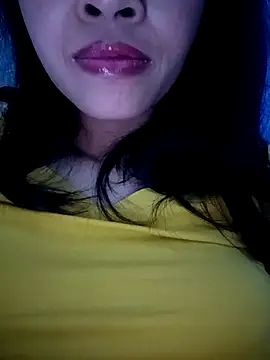 Snapshot of Hana_love20 chatting on 02/22/25, 01:57 Hana love20 online show from 02/22/25, 01:57