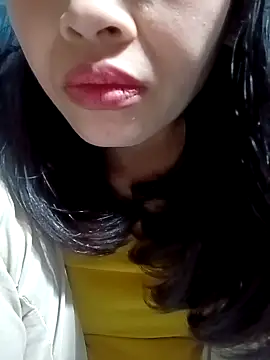 Snapshot of Hana_love20 chatting on 02/23/25, 09:44 Hana love20 online show from 02/23/25, 09:44