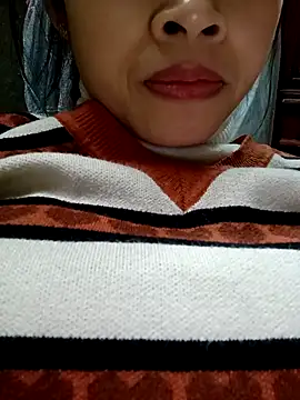 Snapshot of Hana_love20 chatting on 02/25/25, 04:14 Hana love20 online show from 02/25/25, 04:14