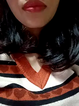 Snapshot of Hana_love20 chatting on 02/26/25, 02:48 Hana love20 online show from 02/26/25, 02:48