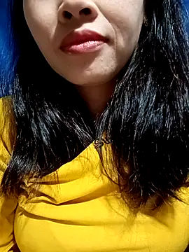 Snapshot of Hana_love20 chatting on 02/28/25, 12:20 Hana love20 online show from 02/28/25, 12:20