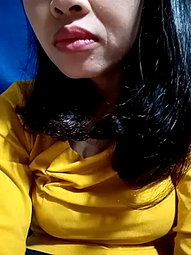 Snapshot of Hana_love20 chatting on 03/02/25, 06:27 Hana love20 online show from 03/02/25, 06:27