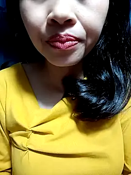 Snapshot of Hana_love20 chatting on 03/08/25, 08:33 Hana love20 online show from 03/08/25, 08:33