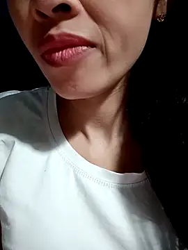 Snapshot of Hana_love20 chatting on 09/10/25, 05:07 Hana love20 online show from 09/10/25, 05:07