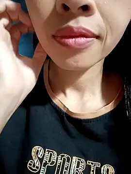 Snapshot of Hana_love20 chatting on 09/15/25, 05:07 Hana love20 online show from 09/15/25, 05:07