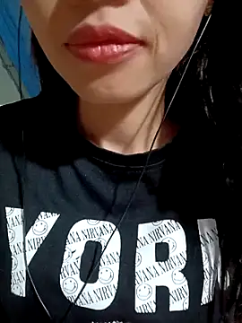 Snapshot of Hana_love20 chatting on 09/19/25, 04:47 Hana love20 online show from 09/19/25, 04:47