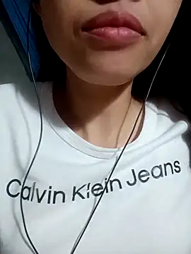 Snapshot of Hana_love20 chatting on 09/21/25, 01:46 Hana love20 online show from 09/21/25, 01:46