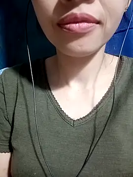 Snapshot of Hana_love20 chatting on 09/29/25, 04:50 Hana love20 online show from 09/29/25, 04:50