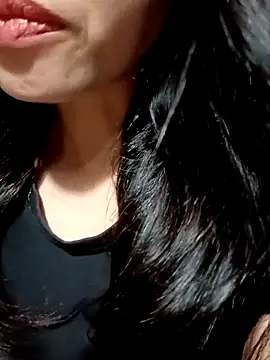 Snapshot of Hana_love20 chatting on 10/23/25, 12:26 Hana love20 online show from 10/23/25, 12:26