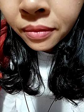 Snapshot of Hana_love20 chatting on 11/18/25, 06:01 Hana love20 online show from 11/18/25, 06:01