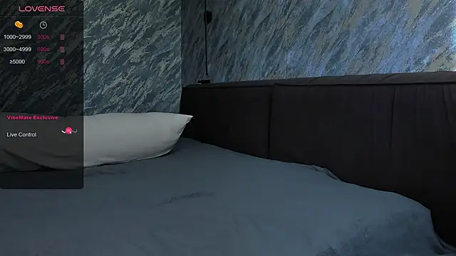 Snapshot of laflamebella chatting on 12/25/24, 08:29 laflamebella online show from 12/25/24, 08:29