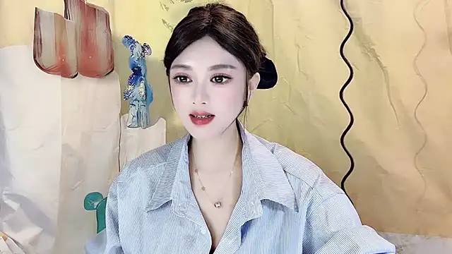 Snapshot of VIWVI chatting on 10/14/25, 04:35 VIWVI online show from 10/14/25, 04:35