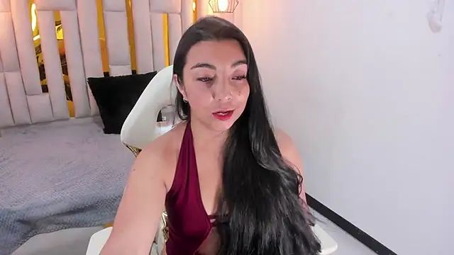 Karla hernandez  online show from 01/27/25, 11:00