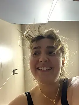 Snapshot of katy_pp chatting on 11/16/25, 06:57 katy pp online show from 11/16/25, 06:57