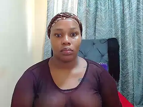 Snapshot of curvycloe1 chatting on 12/23/24, 06:33 curvycloe1 online show from 12/23/24, 06:33