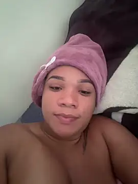 Snapshot of ashley_Tompson1 chatting on 03/15/25, 06:43 ashley Tompson1 online show from 03/15/25, 06:43