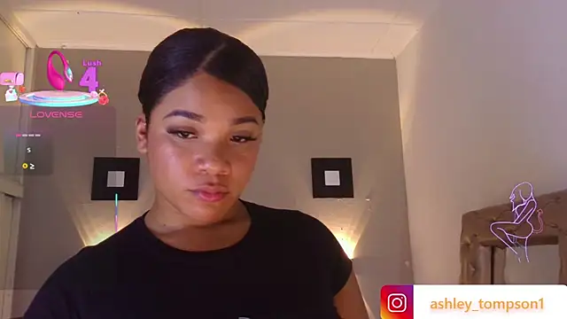 Snapshot of ashley_Tompson1 chatting on 03/21/25, 12:28 ashley Tompson1 online show from 03/21/25, 12:28