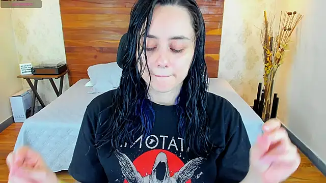 KatherineBond online show from 02/07/25, 11:55