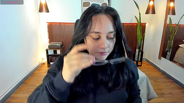 KatherineBond online show from 10/25/25, 07:41