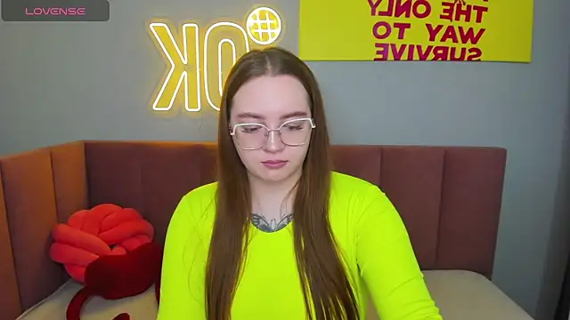 Emma adorablle online show from 02/12/25, 01:41