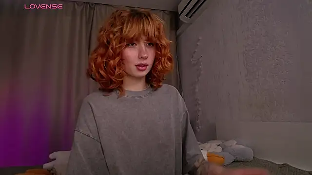 Evaa Moonn  online show from 11/04/25, 04:33