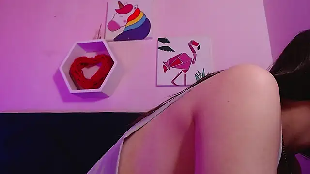 AnnaliOlsenX online show from 12/19/24, 10:13