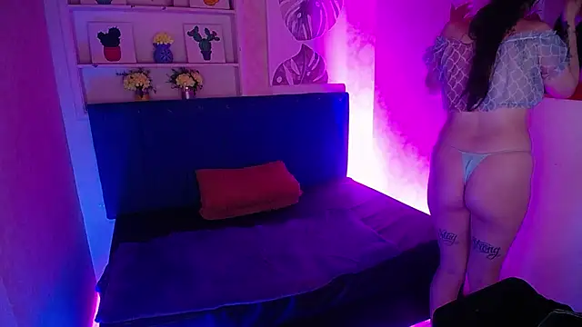 AnnaliOlsenX online show from 02/15/25, 04:34