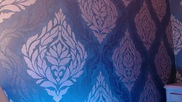 AnnaliOlsenX online show from 10/25/25, 03:25