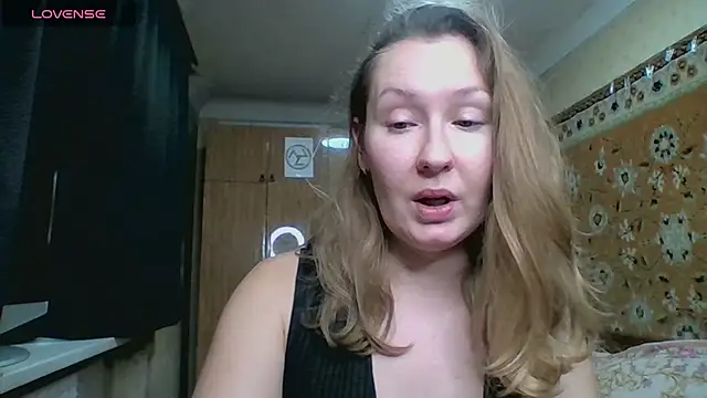 Snapshot of AnnaXLovers chatting on 10/30/25, 01:56 AnnaXLovers online show from 10/30/25, 01:56