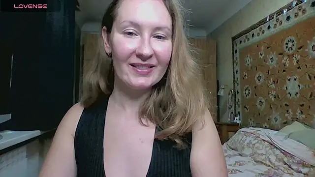 Snapshot of AnnaXLovers chatting on 11/10/25, 11:31 AnnaXLovers online show from 11/10/25, 11:31