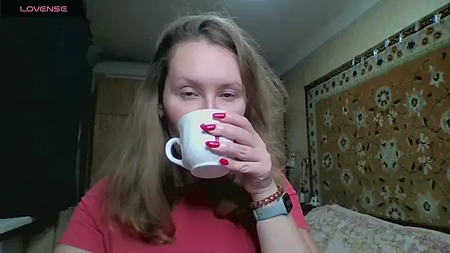 Snapshot of AnnaXLovers chatting on 11/11/25, 04:29 AnnaXLovers online show from 11/11/25, 04:29