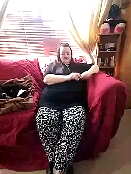 Snapshot of Bayou_Woman68 chatting on 09/20/25, 03:57 Bayou Woman68 online show from 09/20/25, 03:57