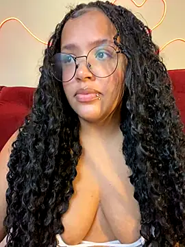 Snapshot of 99_Lilith chatting on 10/10/25, 12:42 99 Lilith online show from 10/10/25, 12:42