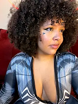 Snapshot of 99_Lilith chatting on 10/26/25, 11:42 99 Lilith online show from 10/26/25, 11:42