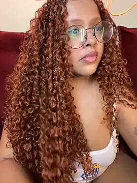 Snapshot of 99_Lilith chatting on 11/19/25, 12:32 99 Lilith online show from 11/19/25, 12:32