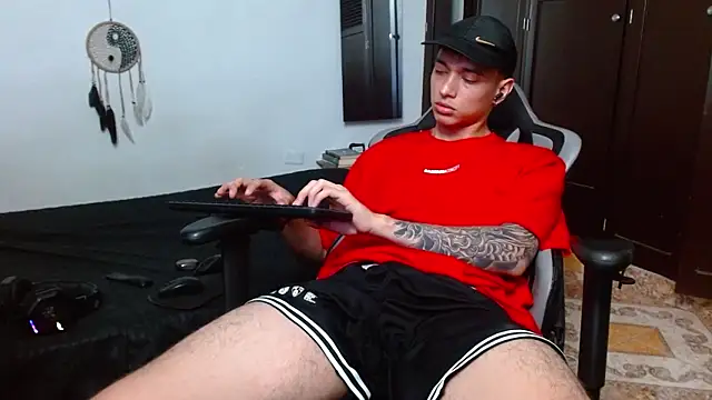 aaron blug online show from 02/19/25, 04:55