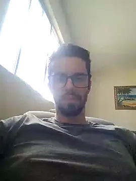 Snapshot of Diegosob8720 chatting on 02/26/25, 05:39 Diegosob8720 online show from 02/26/25, 05:39