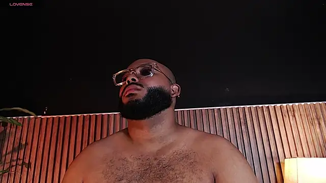 DilanJonnes  online show from 10/31/25, 12:22