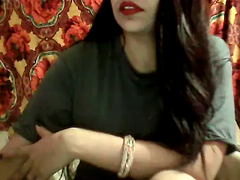Snapshot of CuteBhabhi10 chatting on 12/08/24, 06:17 CuteBhabhi10 online show from 12/08/24, 06:17
