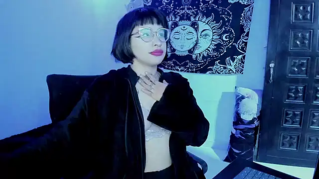 Snapshot of Venushexivu616 chatting on 02/03/25, 11:20 Venushexivu616 online show from 02/03/25, 11:20
