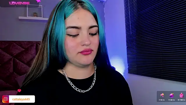 Snapshot of cattaleya___ chatting on 01/24/25, 06:24 cattaleya online show from 01/24/25, 06:24