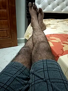 You are  mine  online show from 03/03/25, 03:09