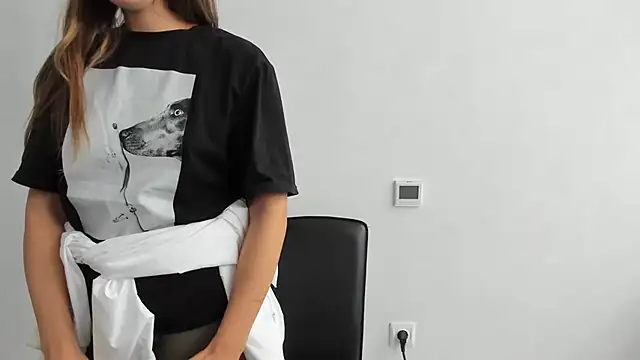 Summmmersky online show from 11/05/25, 11:21