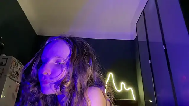 MikkyMoony online show from 10/09/25, 07:01