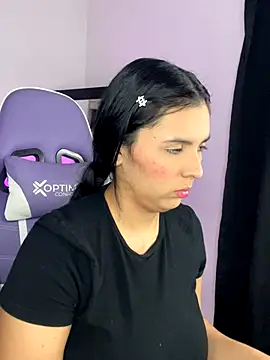 Madyson Hot online show from 11/21/25, 12:37