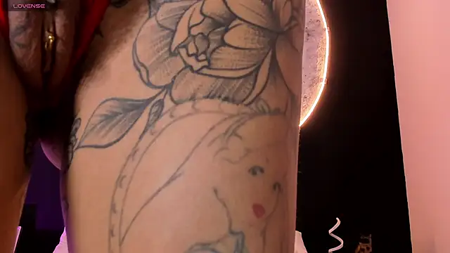 GinebraaFox  online show from 03/04/25, 05:45