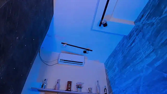 GinebraaFox  online show from 03/21/25, 05:02